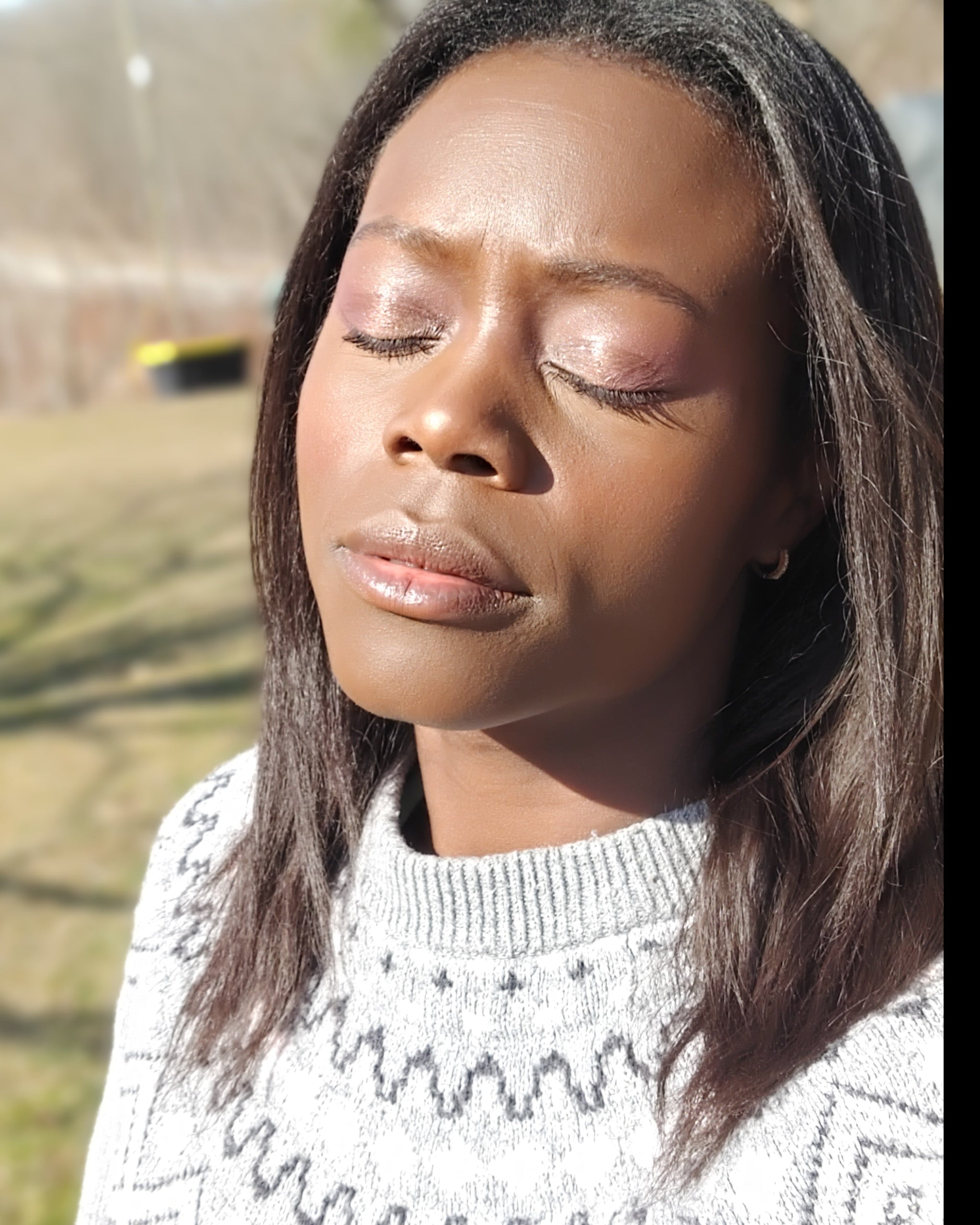 How to Hydrate And Moisturize Aging Skin Naturally