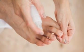 Cooling Peppermint Foot Mist With Lavender And Lemon